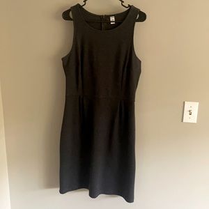 Old Navy sleeveless dress, size L.